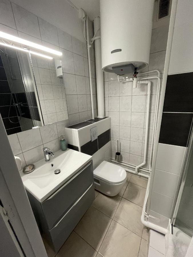 Tegmen, Joli Appartement Au Calme Caen Exteriör bild