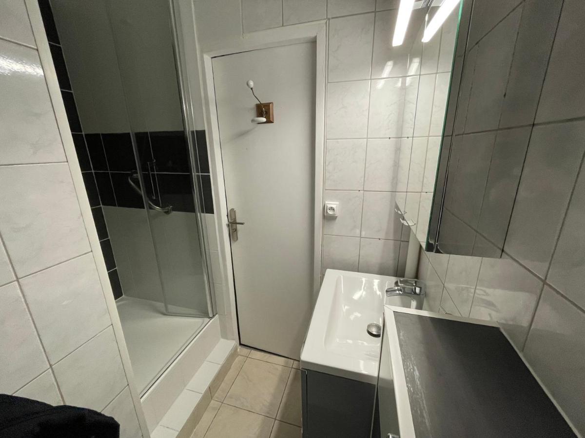 Tegmen, Joli Appartement Au Calme Caen Exteriör bild